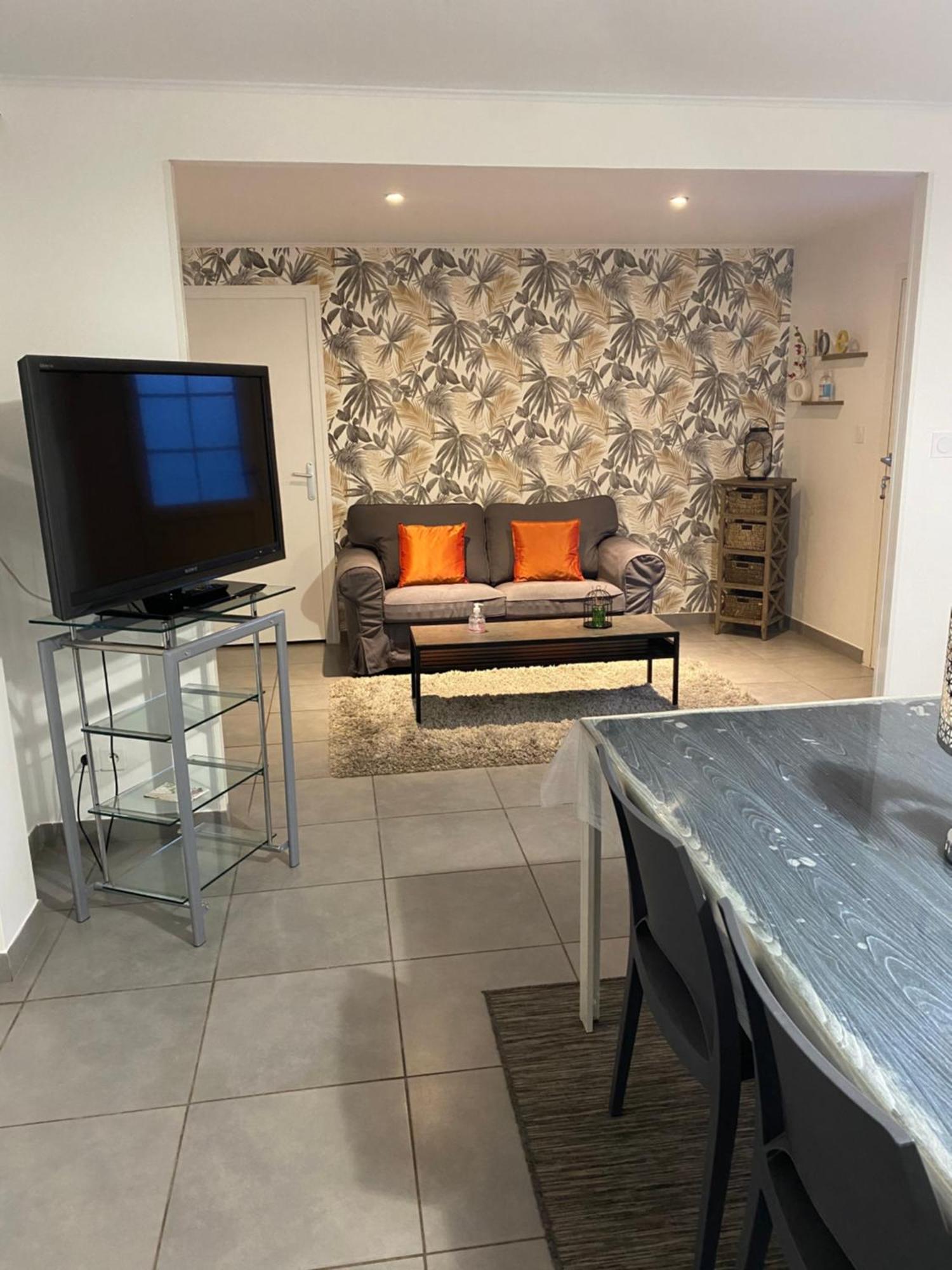 Le Mathiez Apartment Dijon Ngoại thất bức ảnh